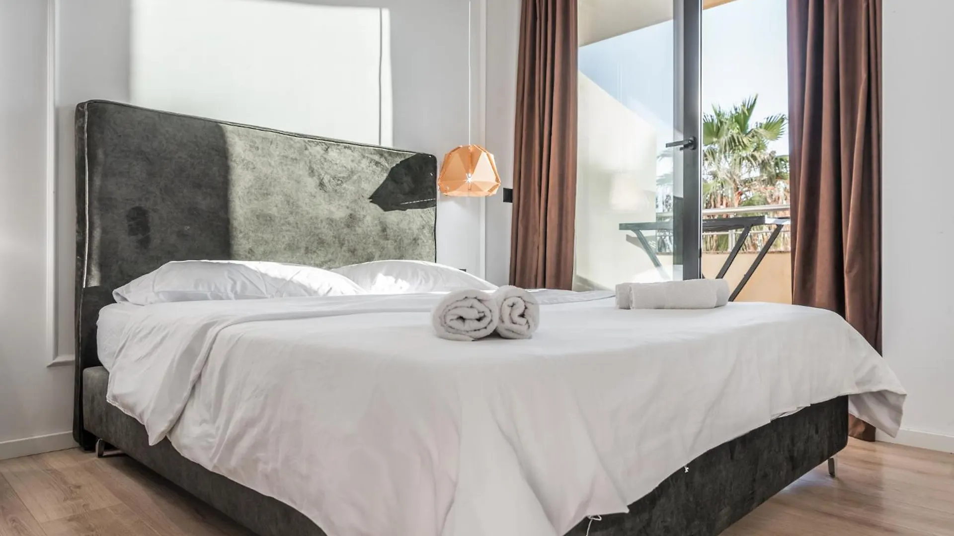 Apartamento Amazing Beachfront Oasis 2 Durrës Albania
